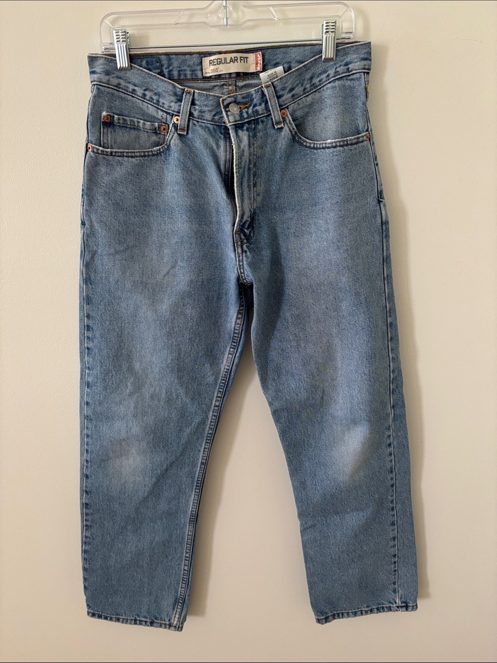Levi's Regular Fit Relaxed Jeans in Light Blue Wash